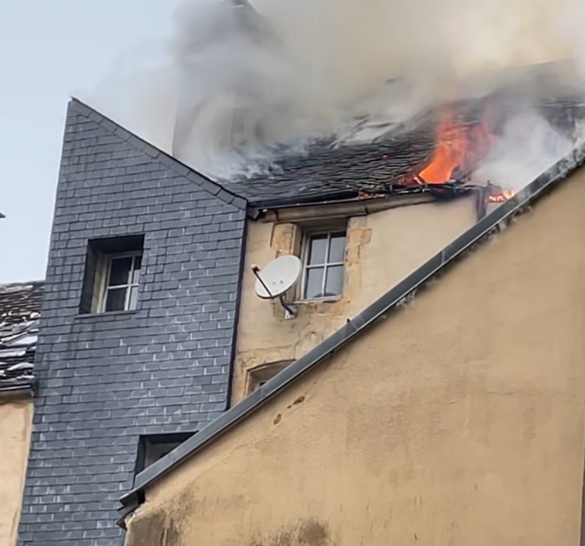 Un nouvel incendie dans le centre ancien de Sedan