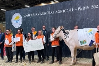 SIA : Olana et les élèves du lycée agricole du Balcon des Ardennes de St Laurent décrochent la deuxième place du trophée international des lycées agricoles. 
