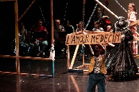 L’Amour Médecin : Un Molière résolument moderne et festif à la MJC Calonne de Sedan 